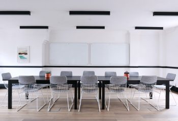 Begleitung Als kompetenter und verlässlicher Partner begleiten wir Dich gerne bei unterschiedlichsten Projekten. Unser Know-How ist praxiserprobt. Daher kennen wir die Probleme aus der täglichen Arbeit. Wir lieben Herausforderungen und gehen innovative Wege. Um gemeinsam größere Ziele zu erreichen. Mehr dazu >>